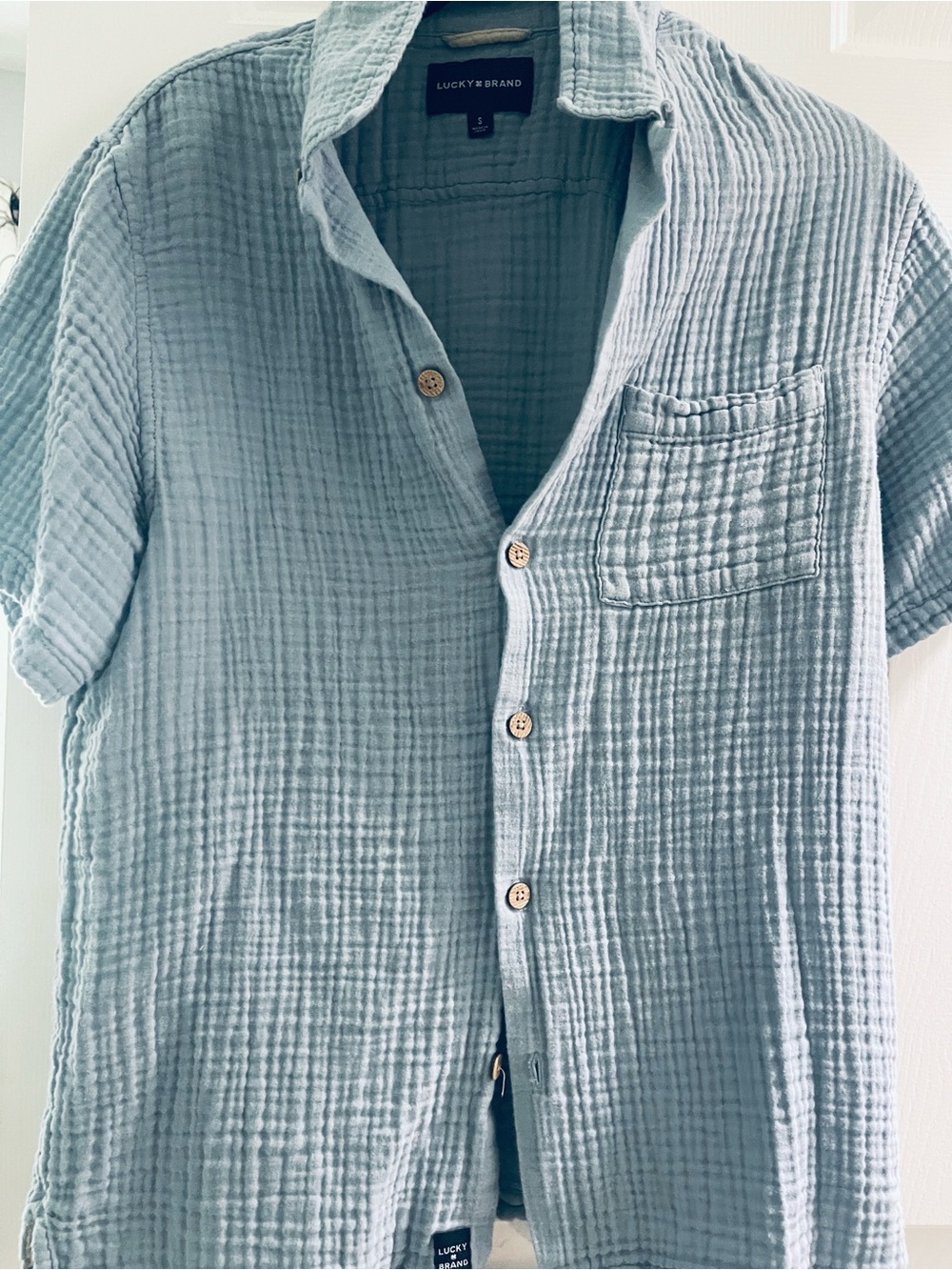 Lucky Brand Soft Light Blue Crinkle Button-Up Shirt